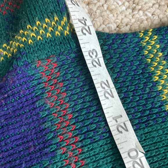 Vintage Plaid Sweater - Picture 8 of 8